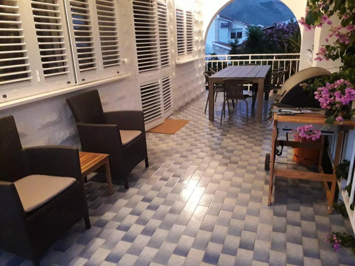 Armstrong Apartments - Kornjaca Orebic Ngoại thất bức ảnh